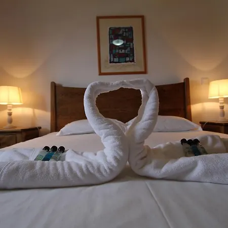 Casa Branca Da Sociedade * 英雄港