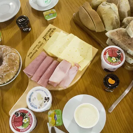 Casa Branca Da Sociedade 英雄港